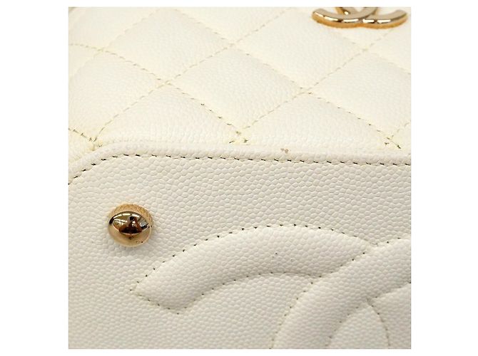 Borsa Vanity Chanel in pelle di vitello granulata bianca Bianco - vista 7
