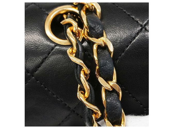 Bolso de hombro Chanel Matelassé Double Flap Negro - vue 7