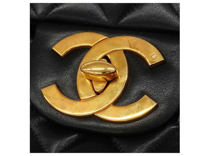 Borsa a tracolla Chanel in pelle d'agnello nera Nero - vista 12