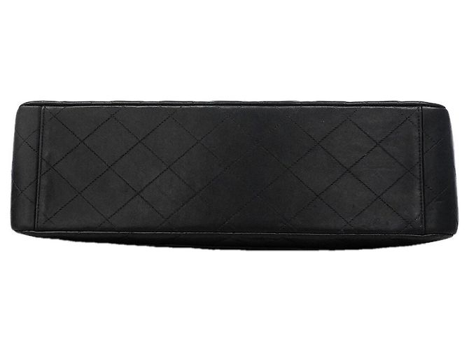 Borsa a tracolla Chanel in pelle d'agnello nera Nero - vista 3