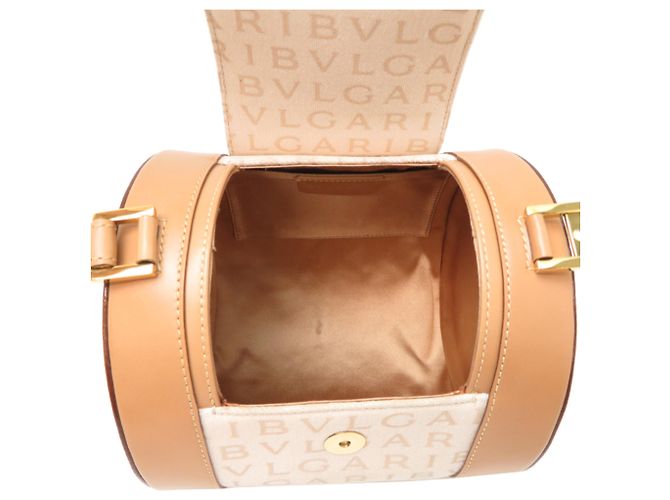 Bulgari Bolso Bvlgari B.zero1 Logomania en Beige - vista 6