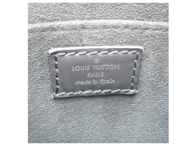Bolso de mano Louis Vuitton Petite Sac Plat para mujer Negro - vista 7