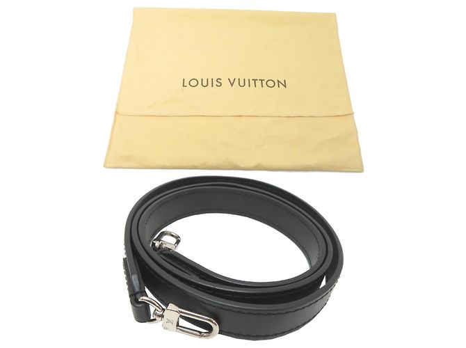 Bolso de mano Louis Vuitton Petite Sac Plat para mujer Negro - vista 9