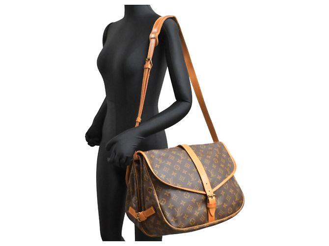 Louis Vuitton Saumur 35 Schultertasche in Braun Monogram - Ansicht 9