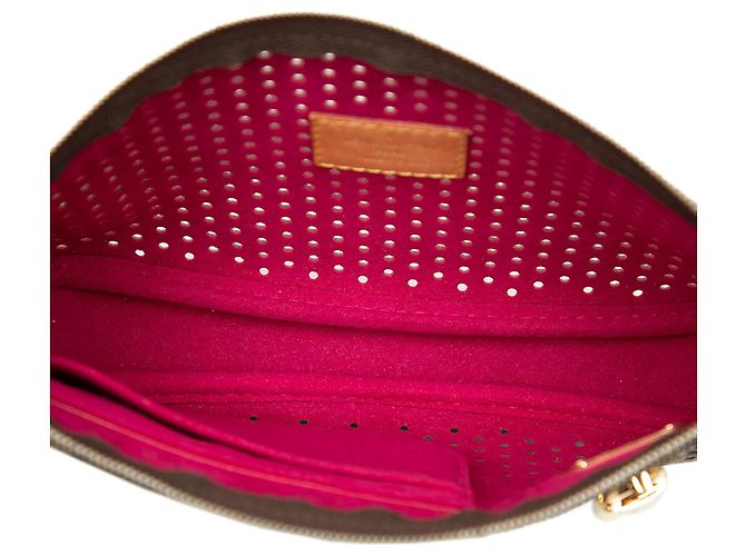Louis Vuitton Brown Monogram Perforated Pochette Accessoires Castaño - vista 4