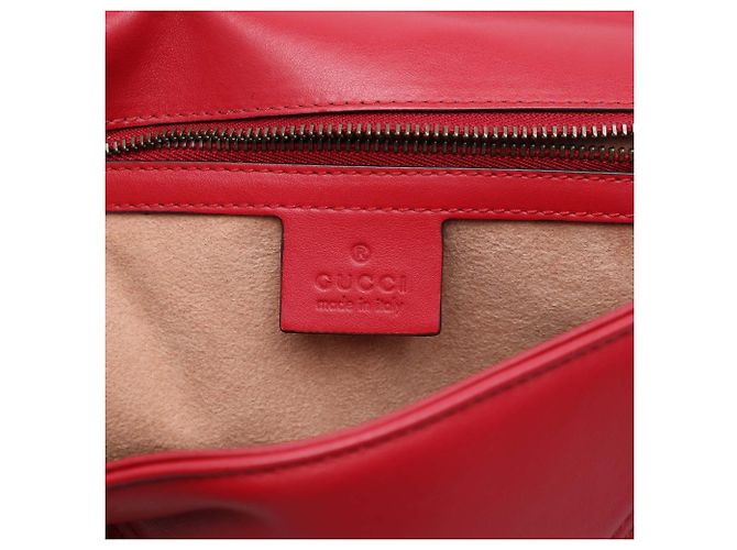 Borsa a tracolla Gucci GG Marmont Matelassé in pelle di vitello rossa Medium Rosso - vista 5