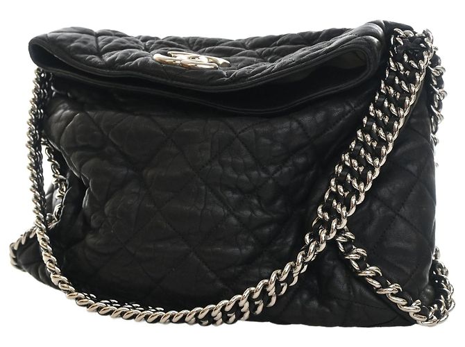 Chanel Bolsa Hobo em pele de cordeiro matelassada preta lavada com corrente Preto - vista 7
