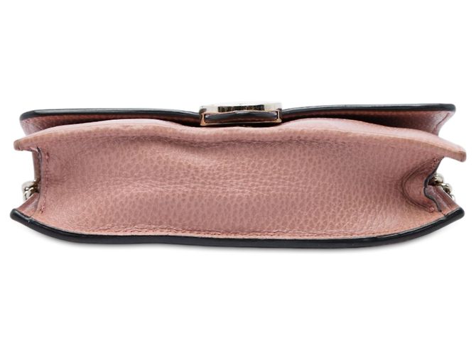 Gucci Dollar Calfskin Interlocking G Wallet on Chain, braun Fleisch - Ansicht 3