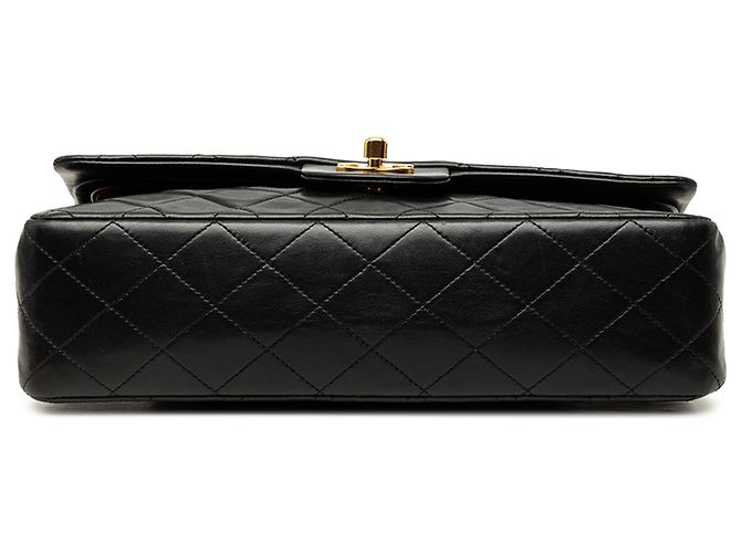 Chanel Black Medium Classic Lambskin Double Flap Schwarz - Ansicht 3