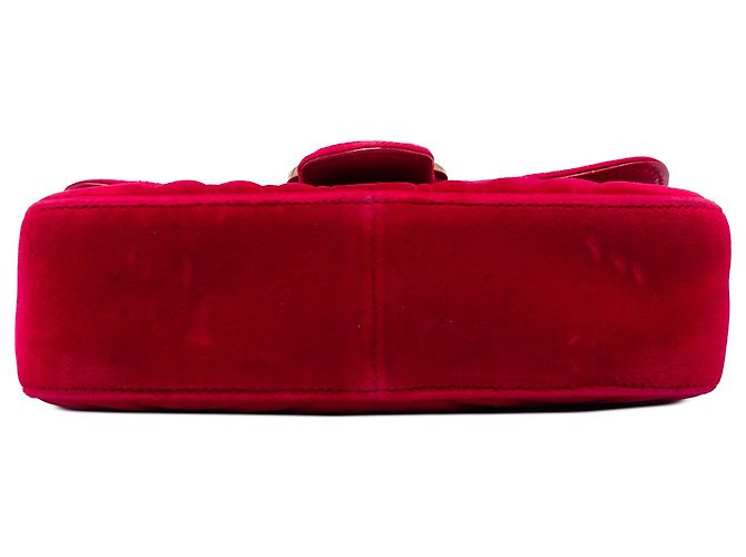 Borsa a spalla Gucci GG Marmont Matelassé in velluto rosso Small - vista 3