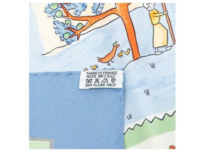 Pañuelo de seda Hermès Blue Retour A La Terre 90 Azul Azul claro - vista 2