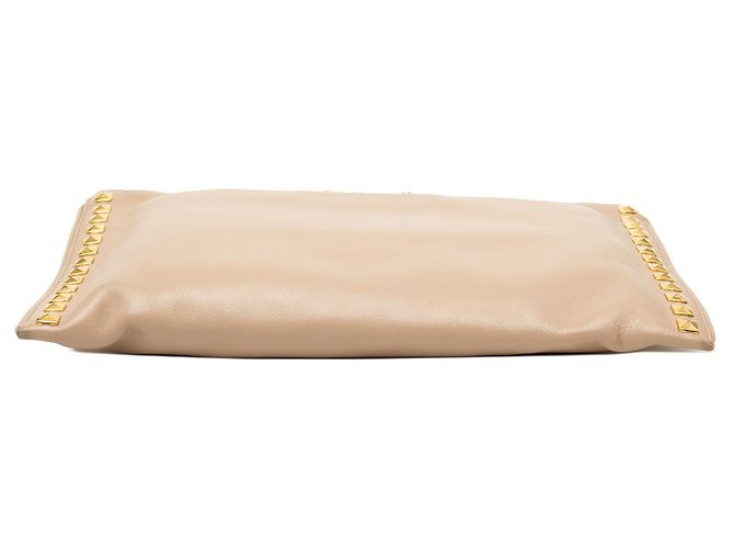 Clutch in pelle borchiata beige Miu Miu - vista 3