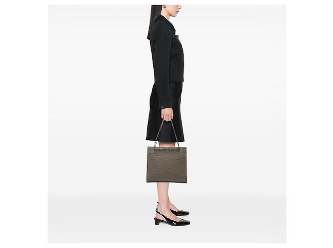 Louis Vuitton Brown Epi Saint Tropez Castaño - vista 5