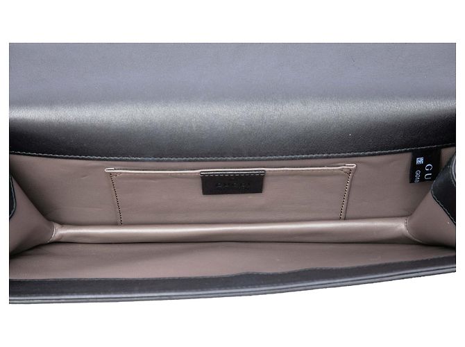Gucci Broadway Clutch aus schwarzem Wildleder mit Kristallen - Ansicht 4