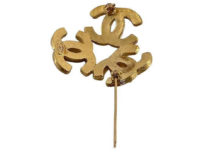 Spilla Triple CC Chanel Gold Placcata in Oro D'oro - vista 3