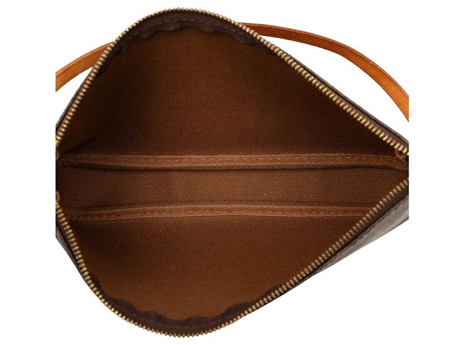 Louis Vuitton Brown Monogram Pochette Accessoires Marrom - vista 4