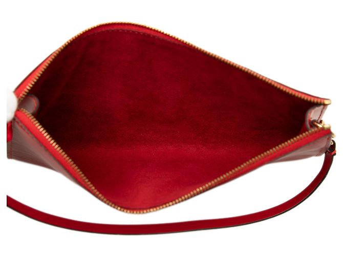 Louis Vuitton Red Epi Pochette Accessoires Rouge - vue 4