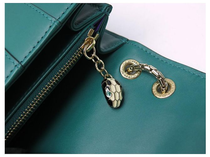 BORSA A MANO BULGARI SERPENTI FOREVER MM IN PELLE VERDE BORSA A TRACCOLLA - vista 11