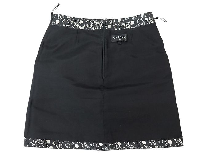 Cambon NOVA SAIA CURTA CHANEL ESTAMPA CAMÉLIA P59109 S 36 EM COURO DE CORDEIRO - vista 3