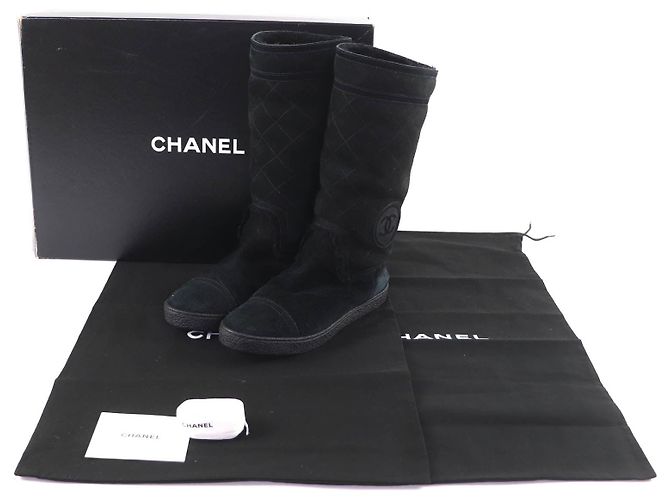Stivali Chanel Mouton in Shearling Neri Nero - vista 2