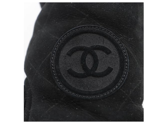 Stivali Chanel Mouton in Shearling Neri Nero - vista 9
