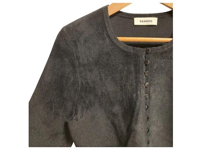 Autre Marque Sandro Cardigan mit Strassknöpfen Schwarz - Ansicht 2