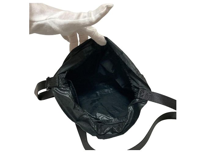 Autre Marque Olleborebla Alberobello Nylon Shoulder Pouch Schwarz - Ansicht 7