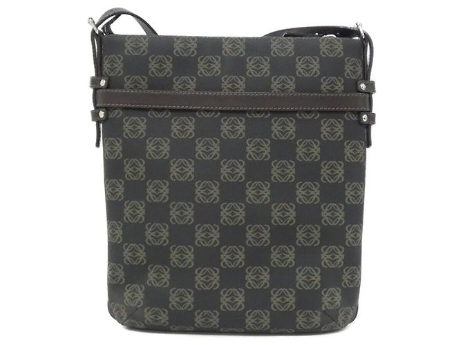 Loewe Schultertasche aus PVC Braun - Ansicht 2