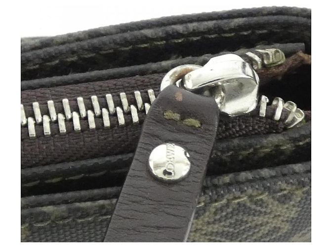 Loewe Schultertasche aus PVC Braun - Ansicht 5