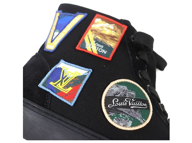 Baskets montantes Louis Vuitton Tattoo line Alps emblem Canvas Noir - vue 9