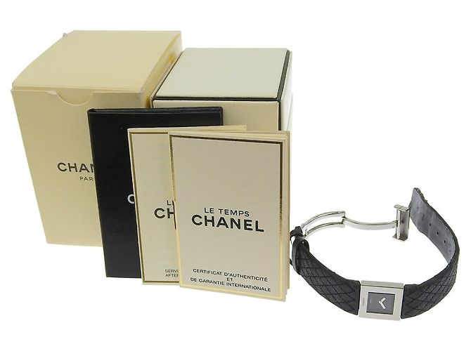 Reloj Chanel Matelassé de acero inoxidable Negro - vista 11
