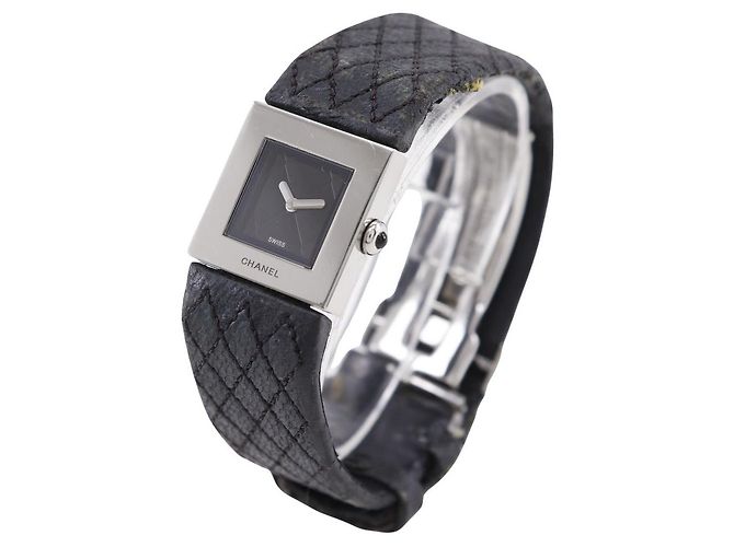 Reloj Chanel Matelassé de acero inoxidable Negro - vista 2