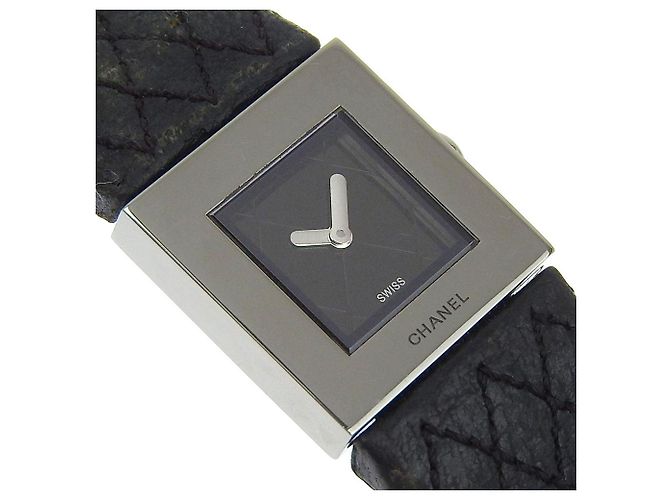 Reloj Chanel Matelassé de acero inoxidable Negro - vista 3