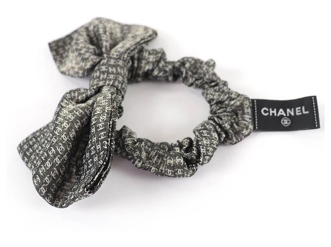 Chanel Métiers d'Art Collection COCO Mark Ribbon Scrunchie Braun - Ansicht 2