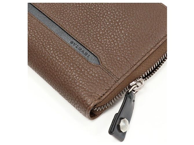 Bulgari Portafoglio lungo con zip BVLGARI Octo in pelle di vitello Marrone - vista 4