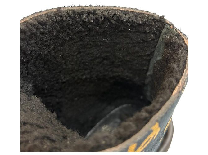 Chanel 22B kurze Stiefel aus Canvas und Lammfell Schwarz - Ansicht 12