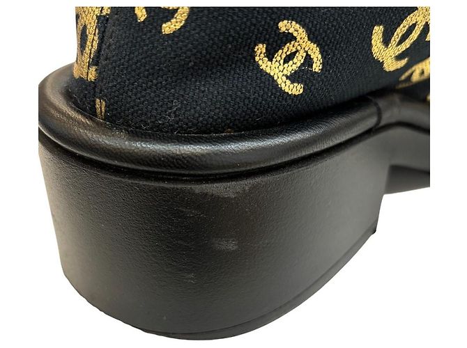 Chanel 22B kurze Stiefel aus Canvas und Lammfell Schwarz - Ansicht 14