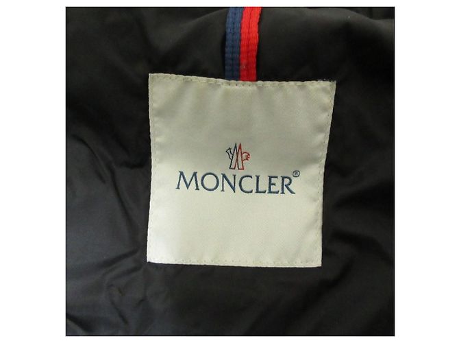 Moncler GENEVRIER Down Coat Black - view 9