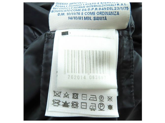 Moncler Down Nylon Coat Black - view 10