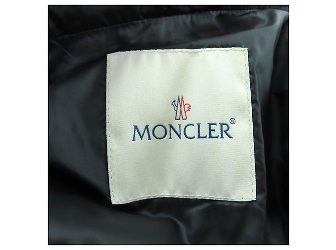 Moncler Down Nylon Coat Black - view 8