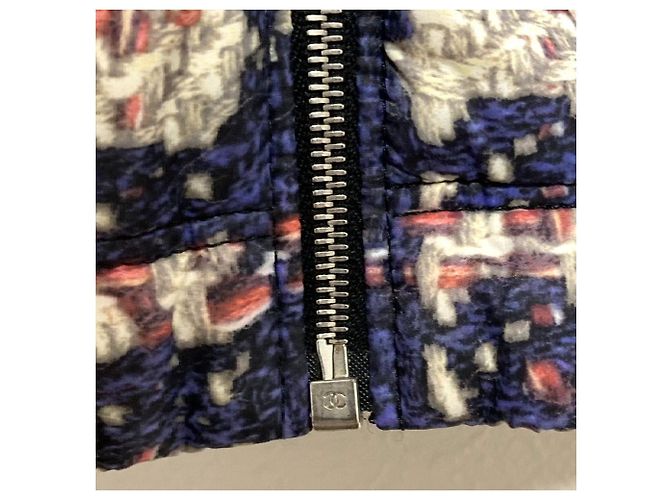 Chaqueta acolchada de tweed Chanel Azul - vista 5