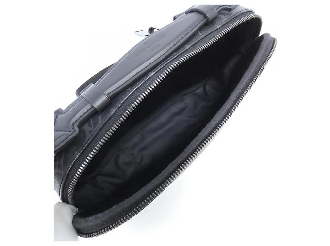 Bolsa de Ombro Louis Vuitton Monogram Eclipse Preto - vista 10