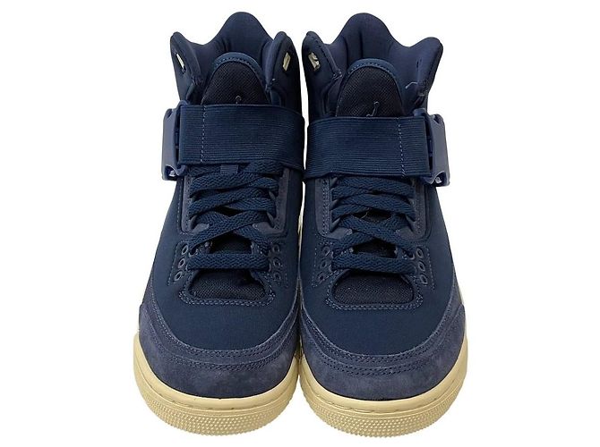 Autre Marque Baskets Nike Air Jordan 3 Retro Explorer Bleu Bleu Marine - vue 4