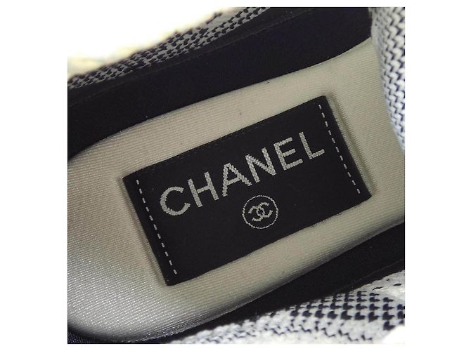 Sneakers Chanel in maglia e vitello scamosciato Bianco Blu - vista 6