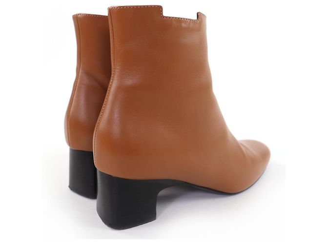 Hermès Demarche35.5 Leather Short Boots Brown - view 3