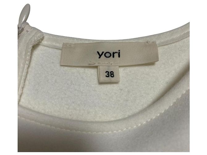 Autre Marque yori Nukunuku Bluse mit Stufenvolants Weiß - Ansicht 4