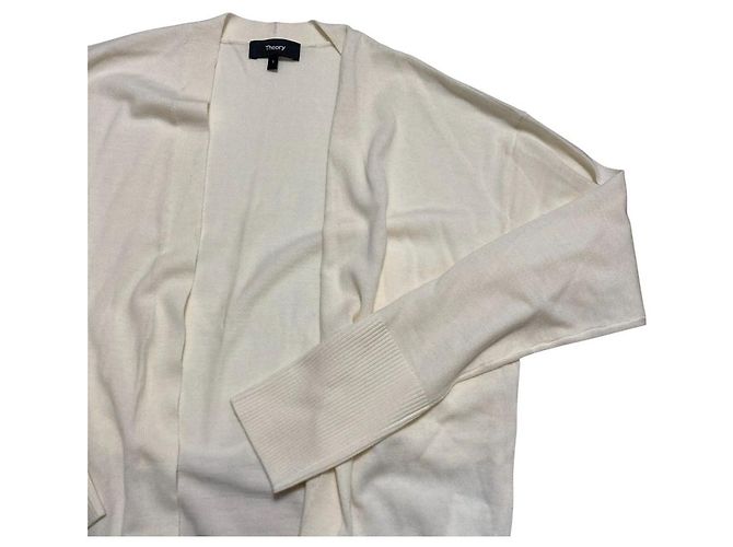 Theory DROP SHOULDER CARDI
Cárdigan largo de lana sedosa Blanco Blanco roto - vista 4