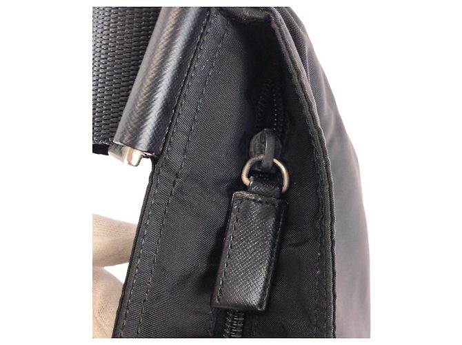 Bolso de hombro Prada de nailon Tessuto Negro - vista 6