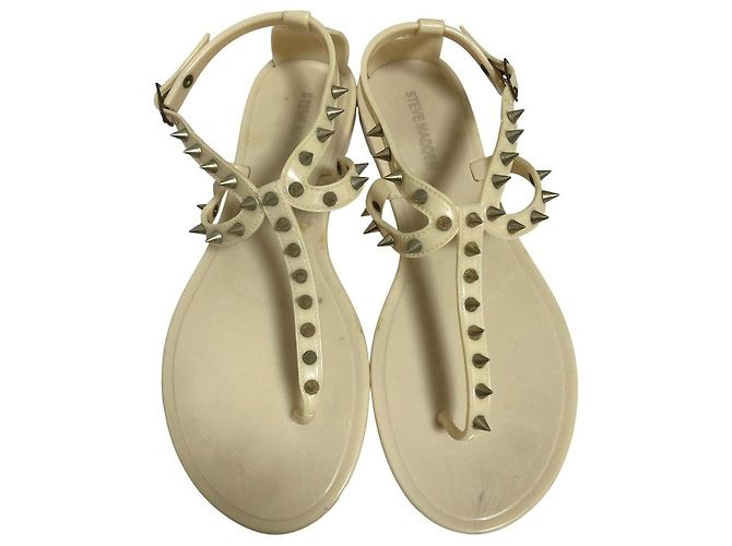 Autre Marque Sandali in gomma borchiati Steve Madden Beige - vista 2