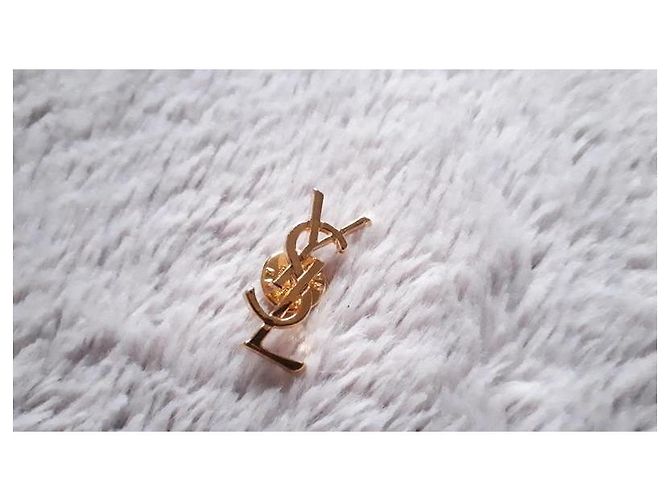 Spilla Yves Saint Laurent YSL dorata D'oro - vista 3